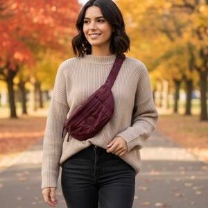 Pajar Fanny Pack Quilted Puffer Belt Bag Burgundy Cherry Red Athleisure Travel